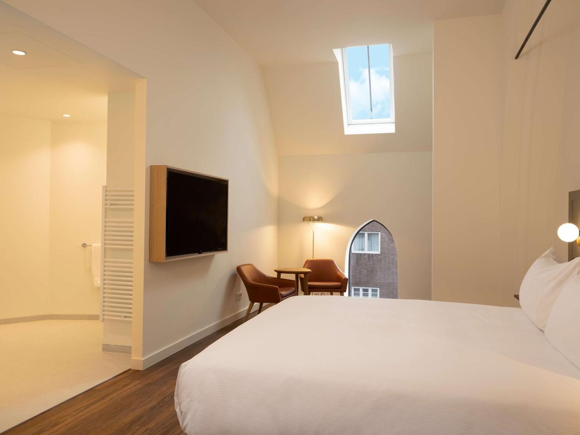Doubletree By Hilton 4*